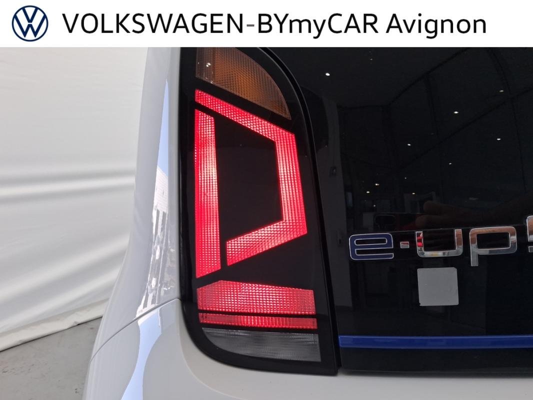Volkswagen E-Up! - Photo 34