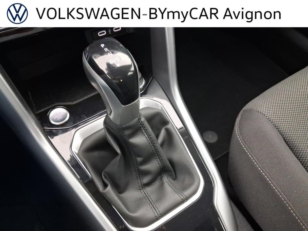 Volkswagen T-Roc - Photo 15