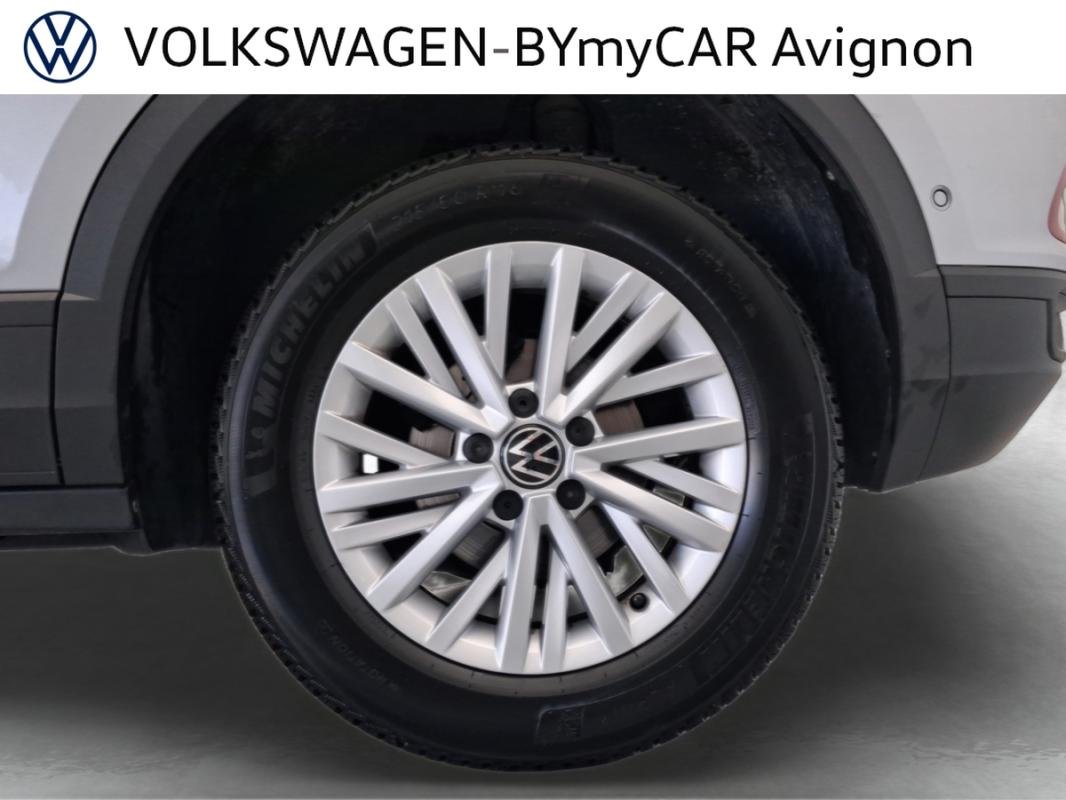 Volkswagen T-Roc - Photo 18