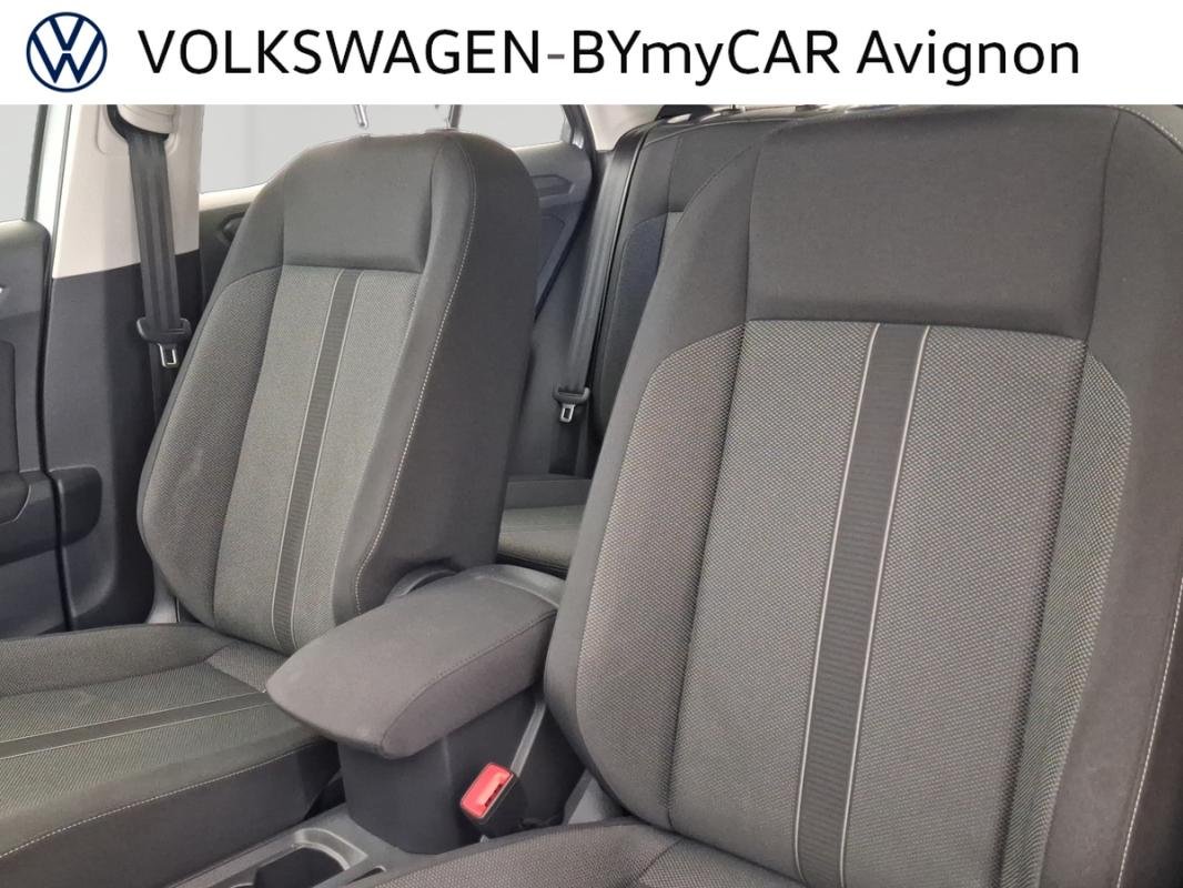 Volkswagen T-Roc - Photo 31