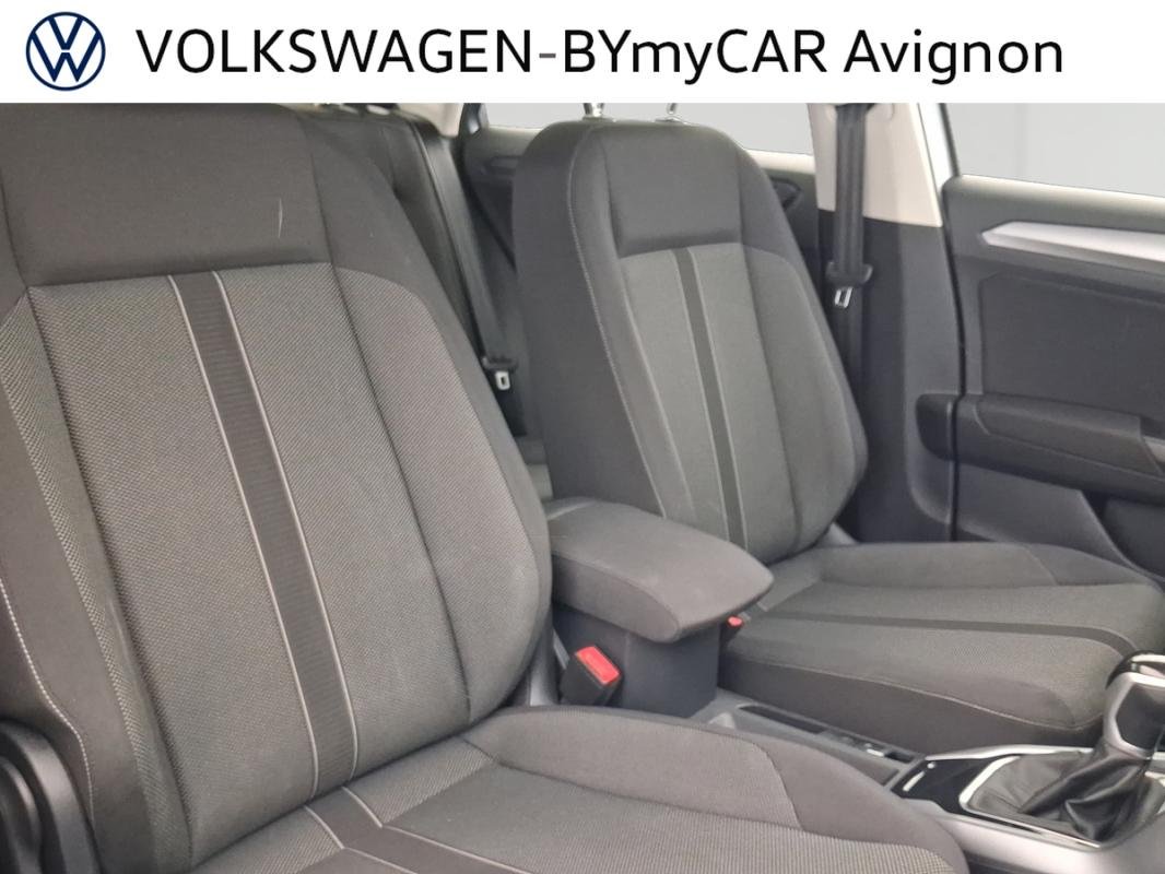Volkswagen T-Roc - Photo 35