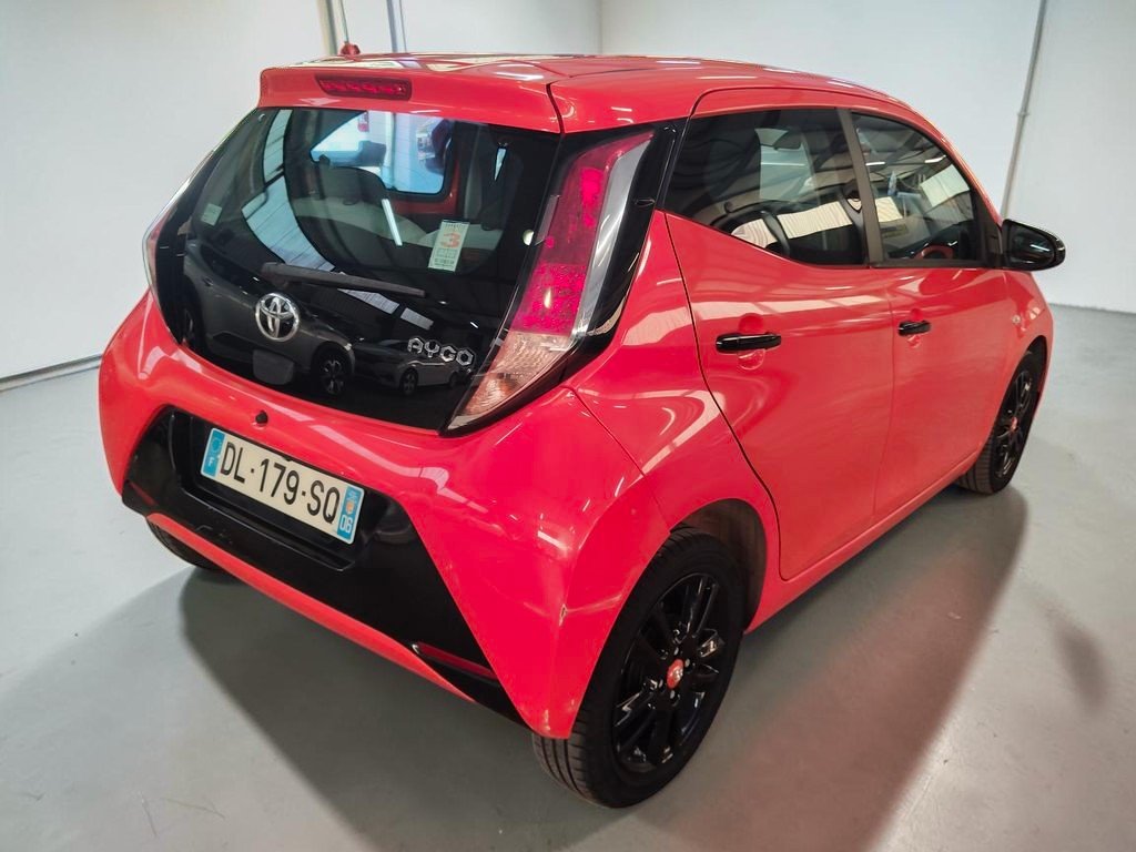 Toyota Aygo - Photo 2