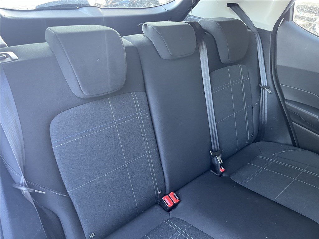 Ford Fiesta - Photo 11