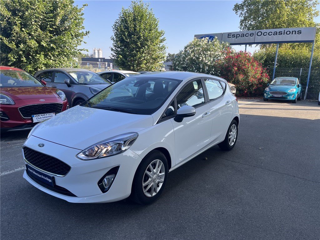 Ford Fiesta - Photo 2