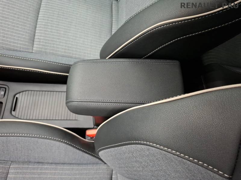 Renault Clio - Photo 23