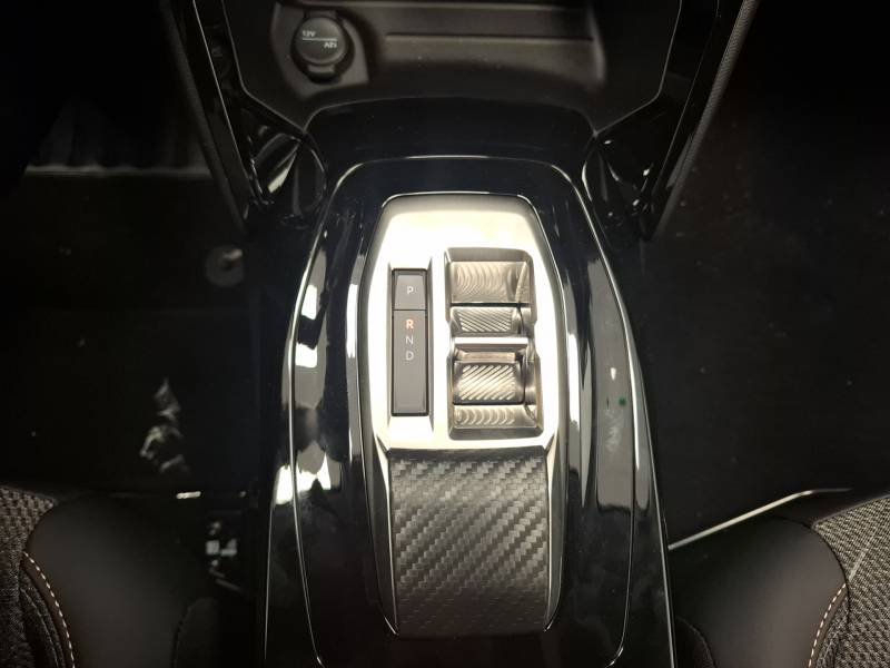 Peugeot 208 - Photo 18