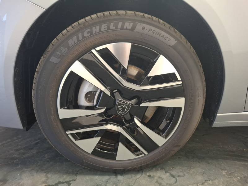Peugeot 208 - Photo 26