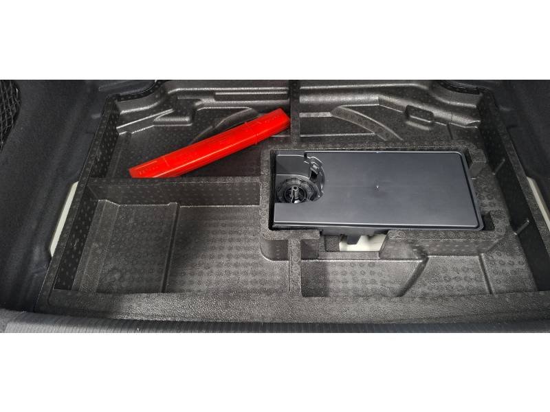 Peugeot 308 - Photo 14