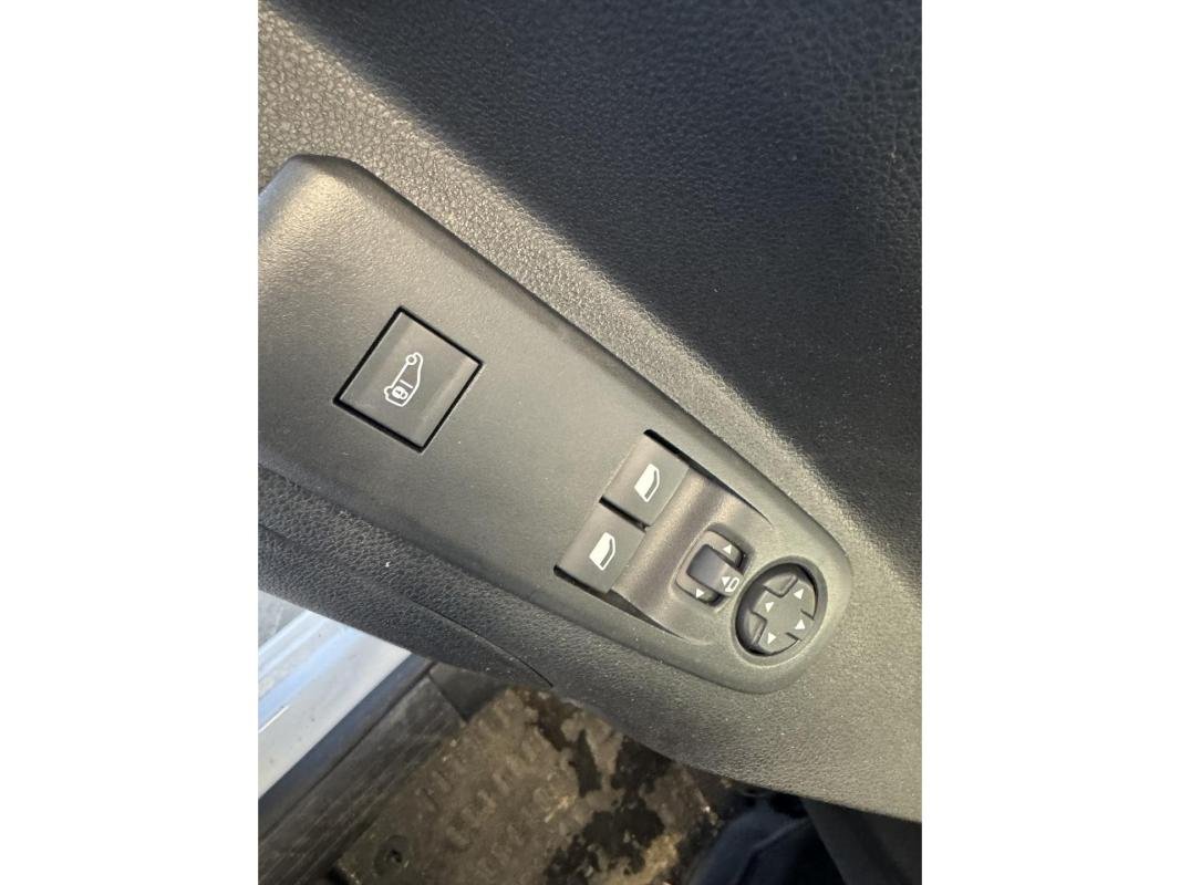 Peugeot Partner - Photo 16