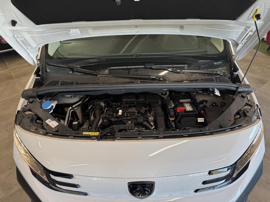 Peugeot Partner - Photo 32