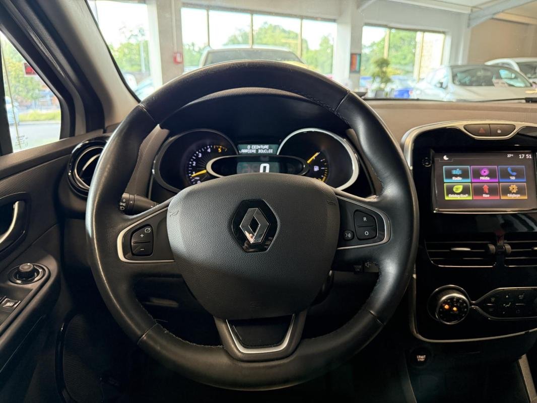 Renault Clio - Photo 17