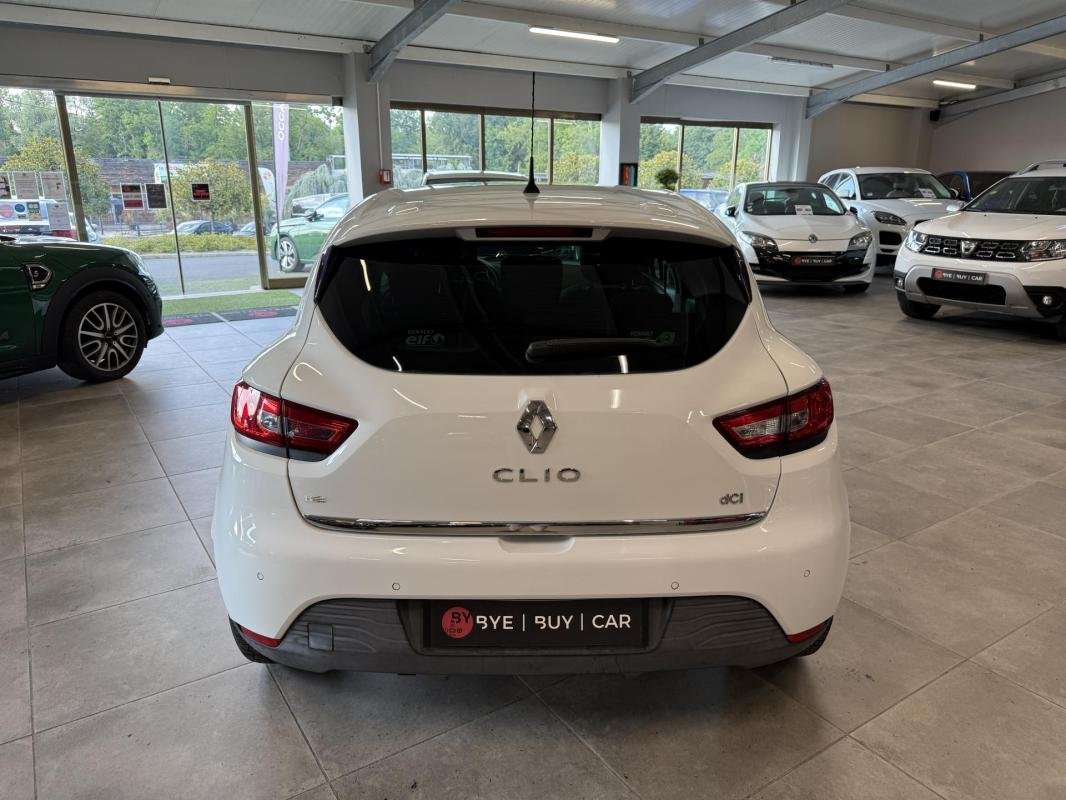 Renault Clio - Photo 8