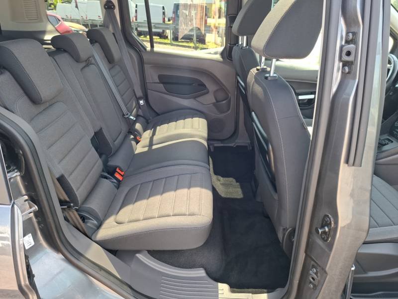 Ford Tourneo - Photo 13