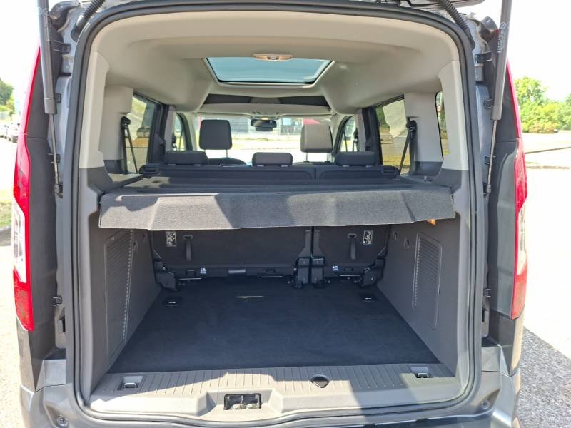 Ford Tourneo - Photo 17