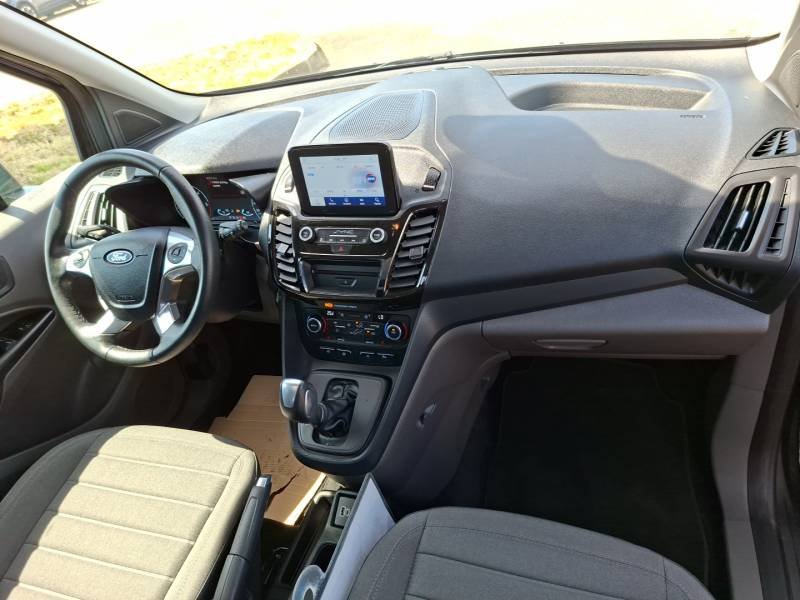 Ford Tourneo - Photo 24