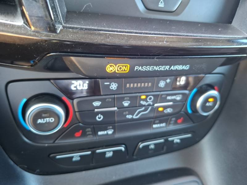 Ford Tourneo - Photo 29