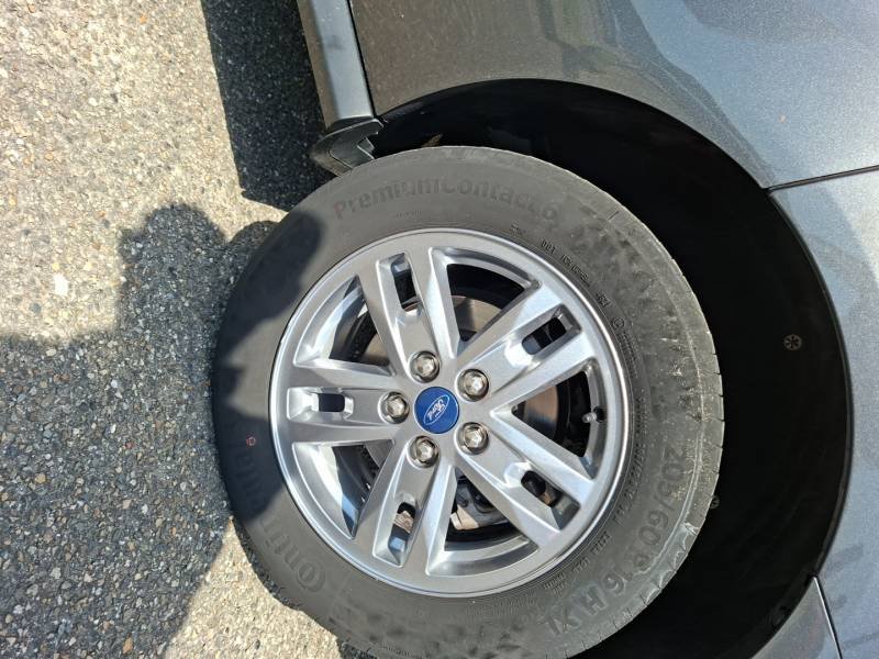 Ford Tourneo - Photo 10