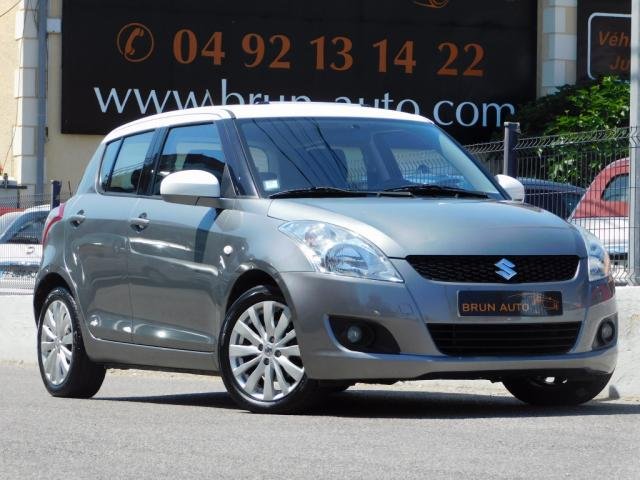 Suzuki Swift - Photo 1