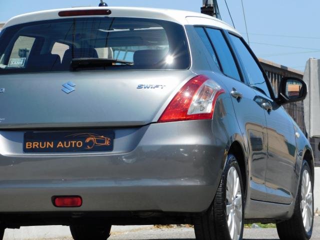Suzuki Swift - Photo 7