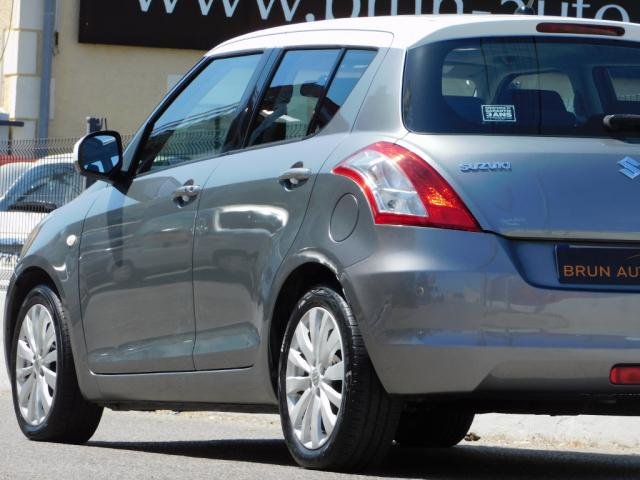 Suzuki Swift - Photo 9