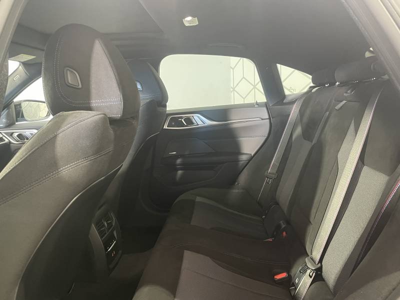 BMW i4 - Photo 26