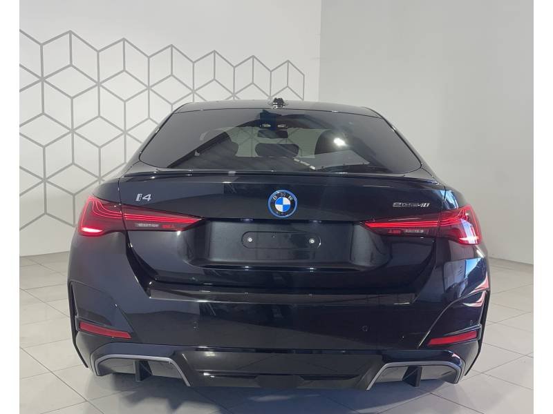 BMW i4 - Photo 3