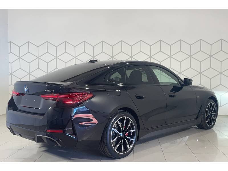 BMW i4 - Photo 4