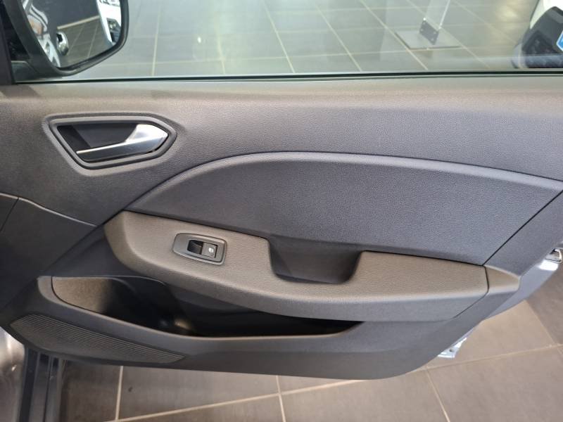 Renault Clio - Photo 13