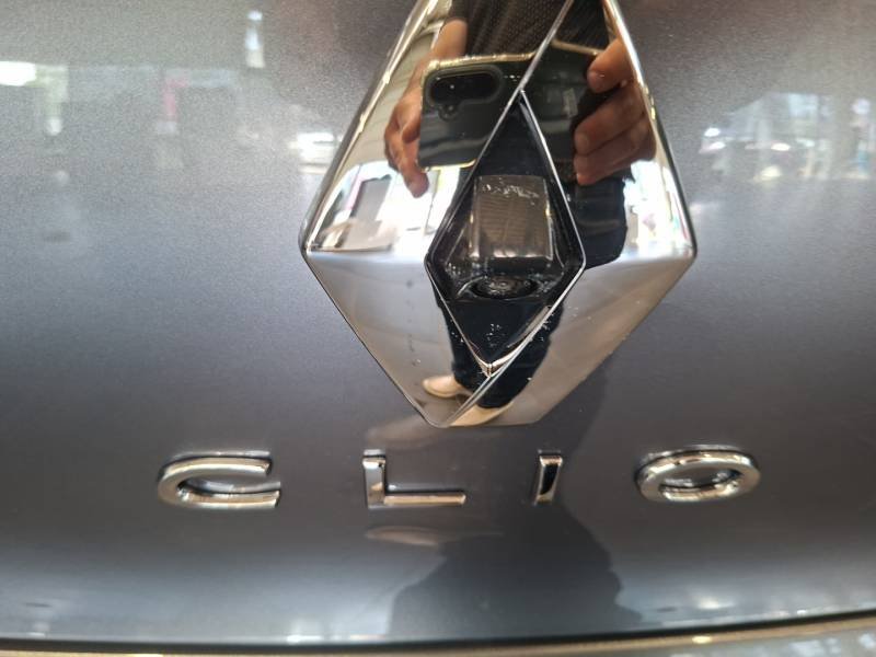 Renault Clio - Photo 20
