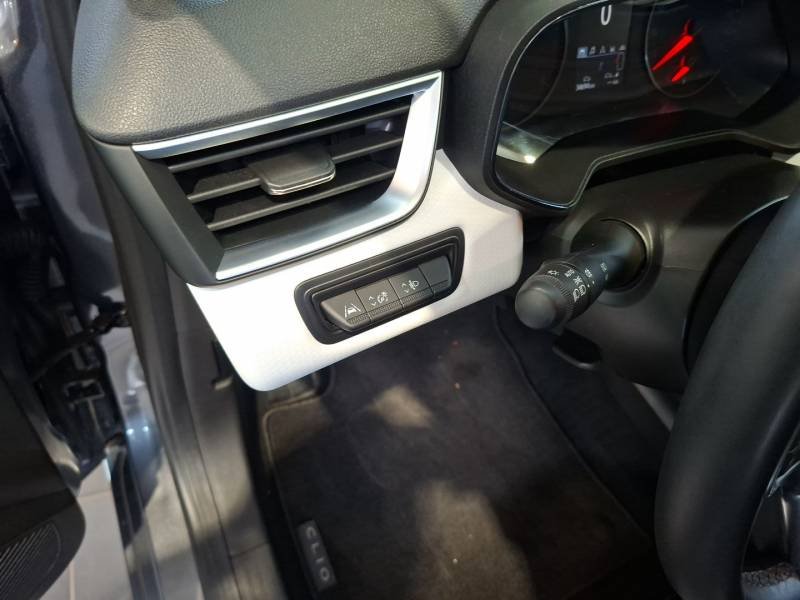 Renault Clio - Photo 23