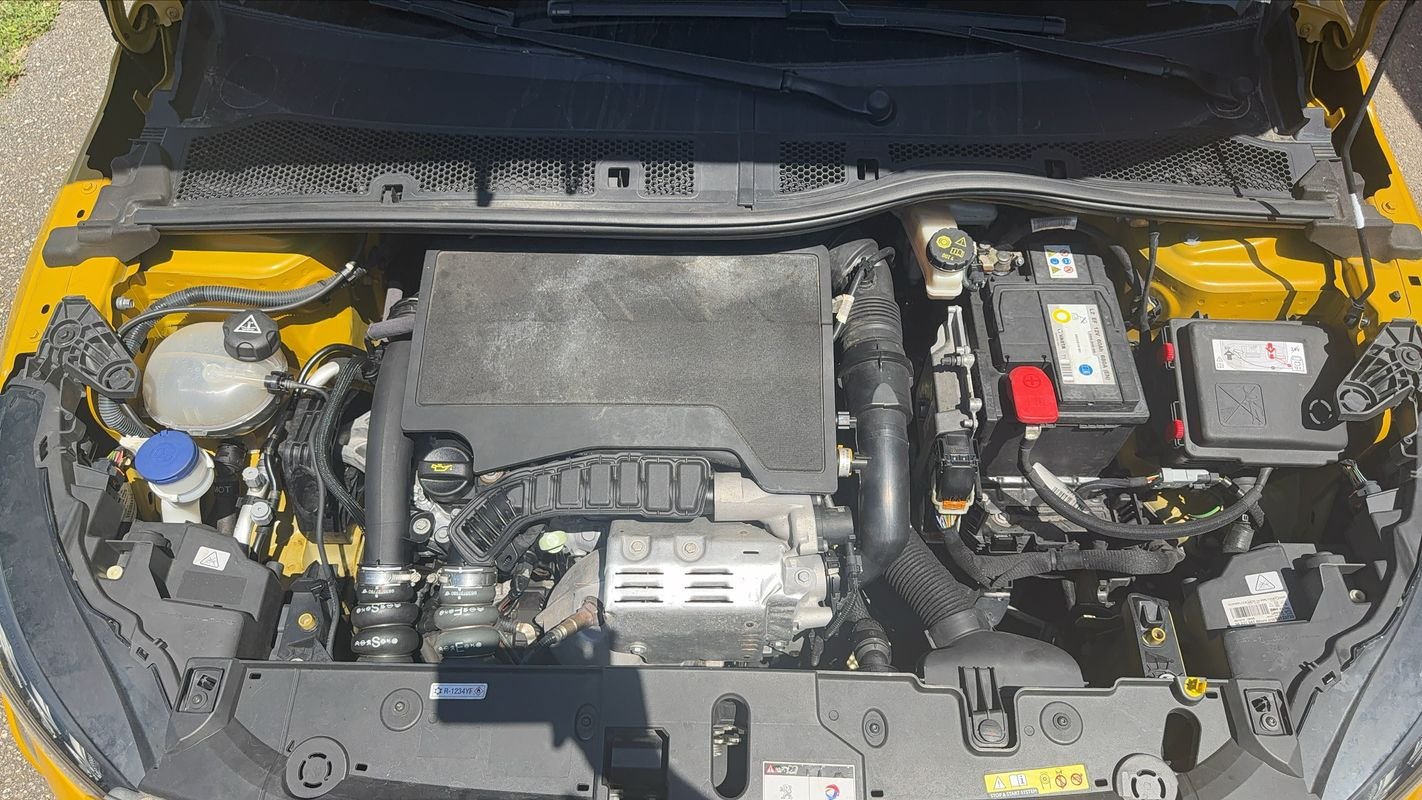 Peugeot 208 - Photo 15
