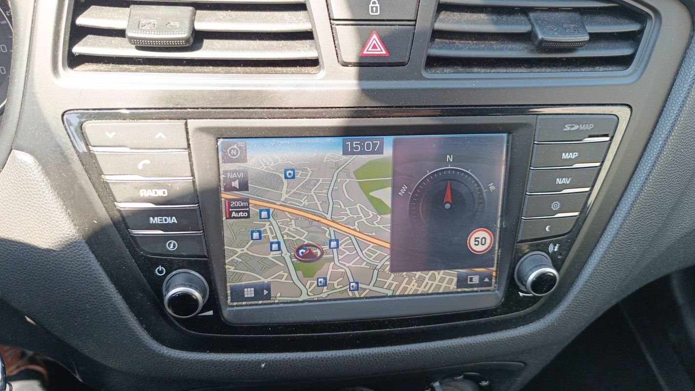 Hyundai i20 - Photo 25