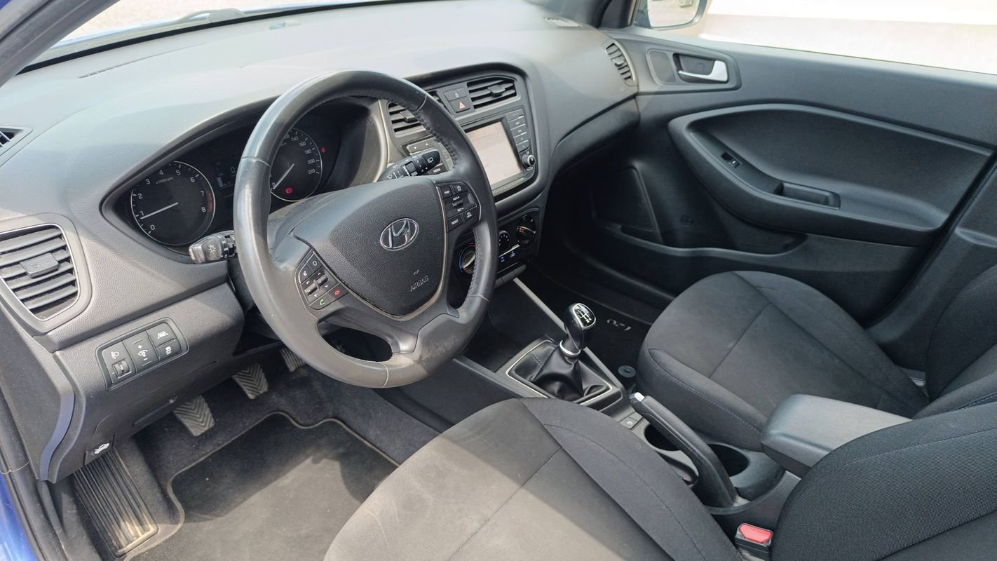Hyundai i20 - Photo 8