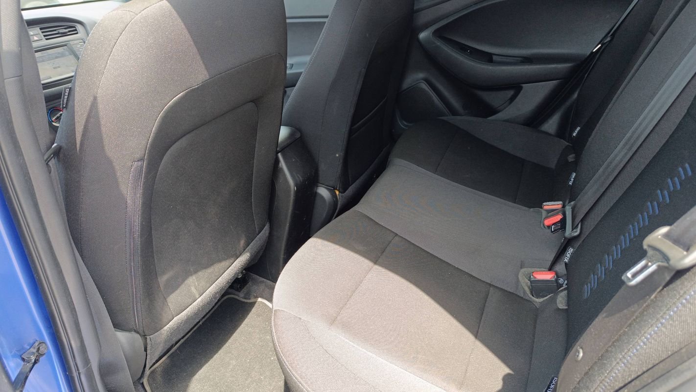 Hyundai i20 - Photo 9