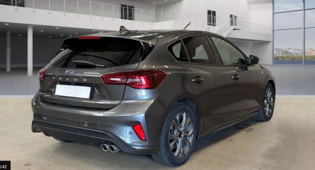 Ford Focus - Photo 3