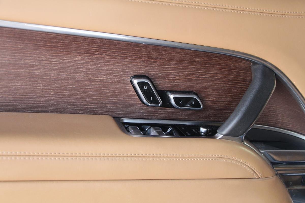 Land Rover Range Rover - Photo 17