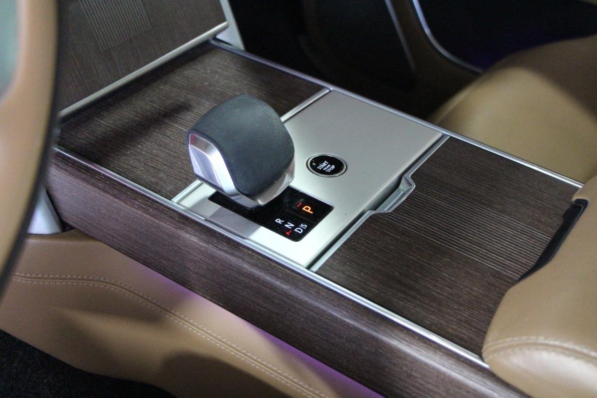 Land Rover Range Rover - Photo 22