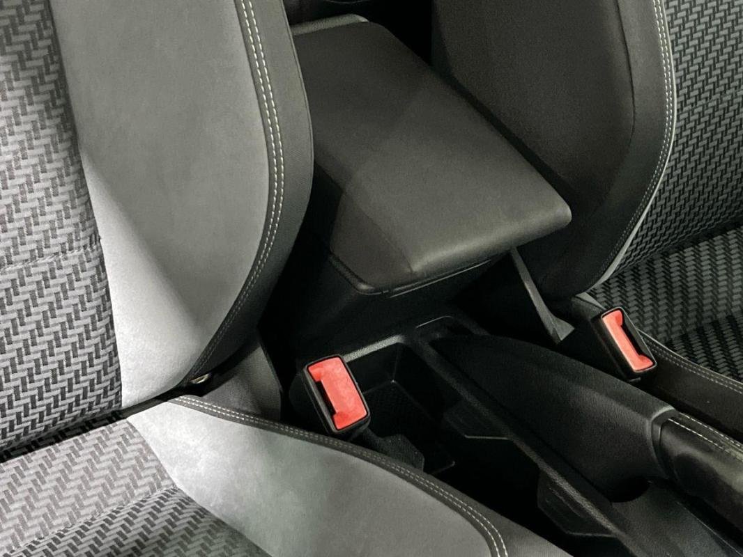Volkswagen Polo - Photo 12