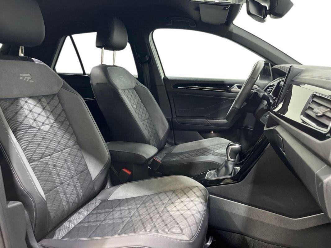 Volkswagen T-Roc - Photo 13