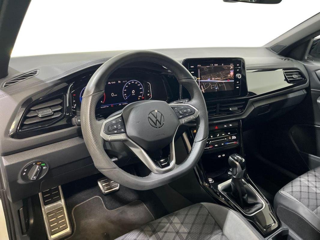 Volkswagen T-Roc - Photo 9