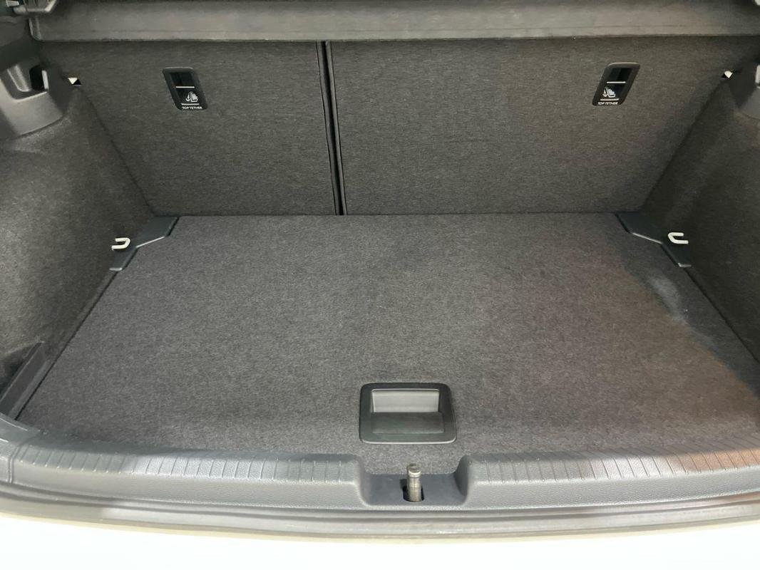 Volkswagen Polo - Photo 31
