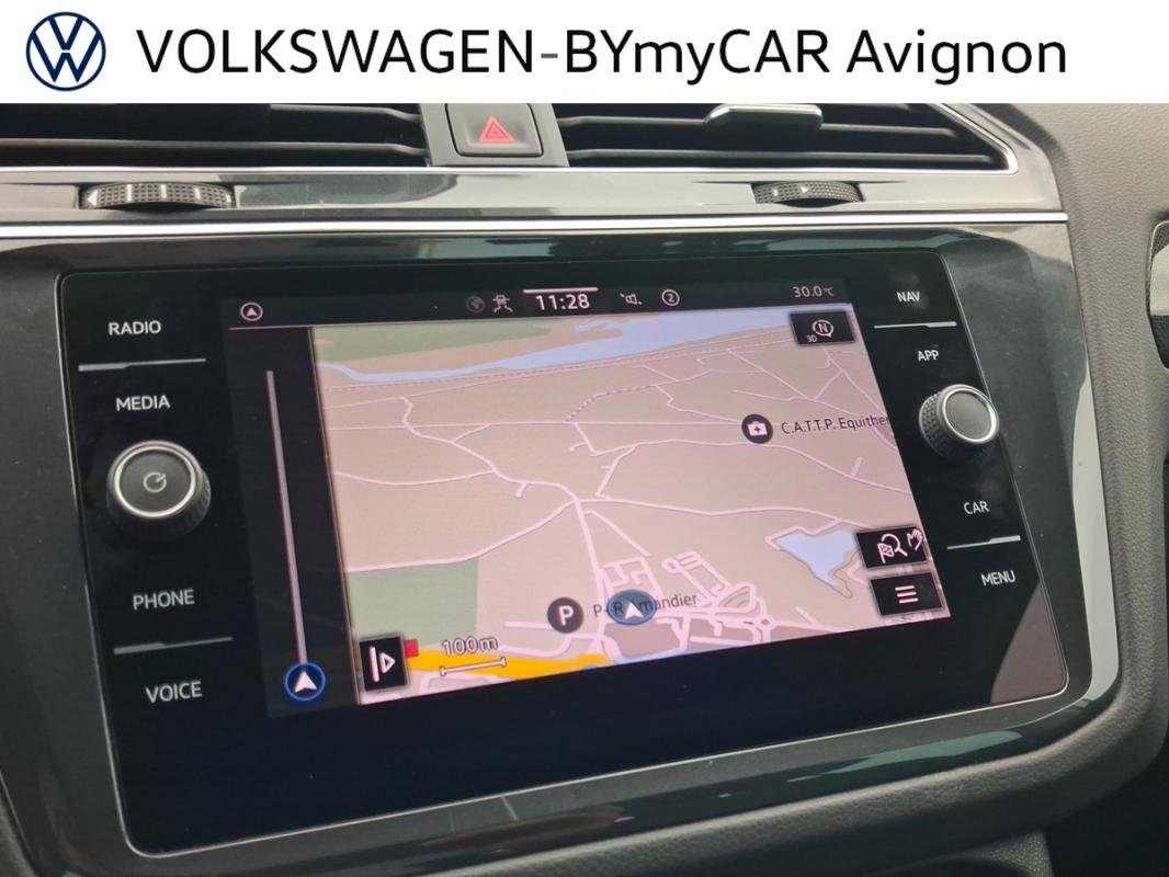 Volkswagen Tiguan - Photo 13