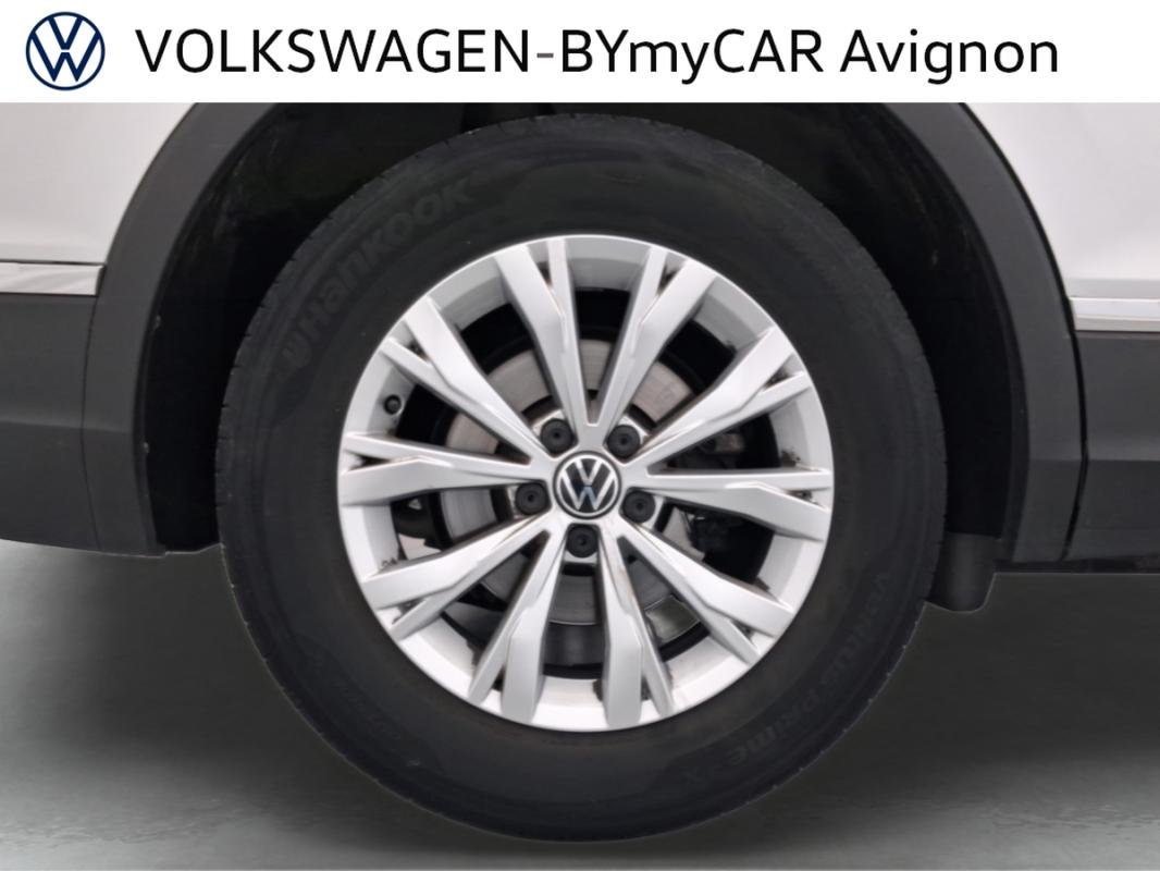 Volkswagen Tiguan - Photo 19