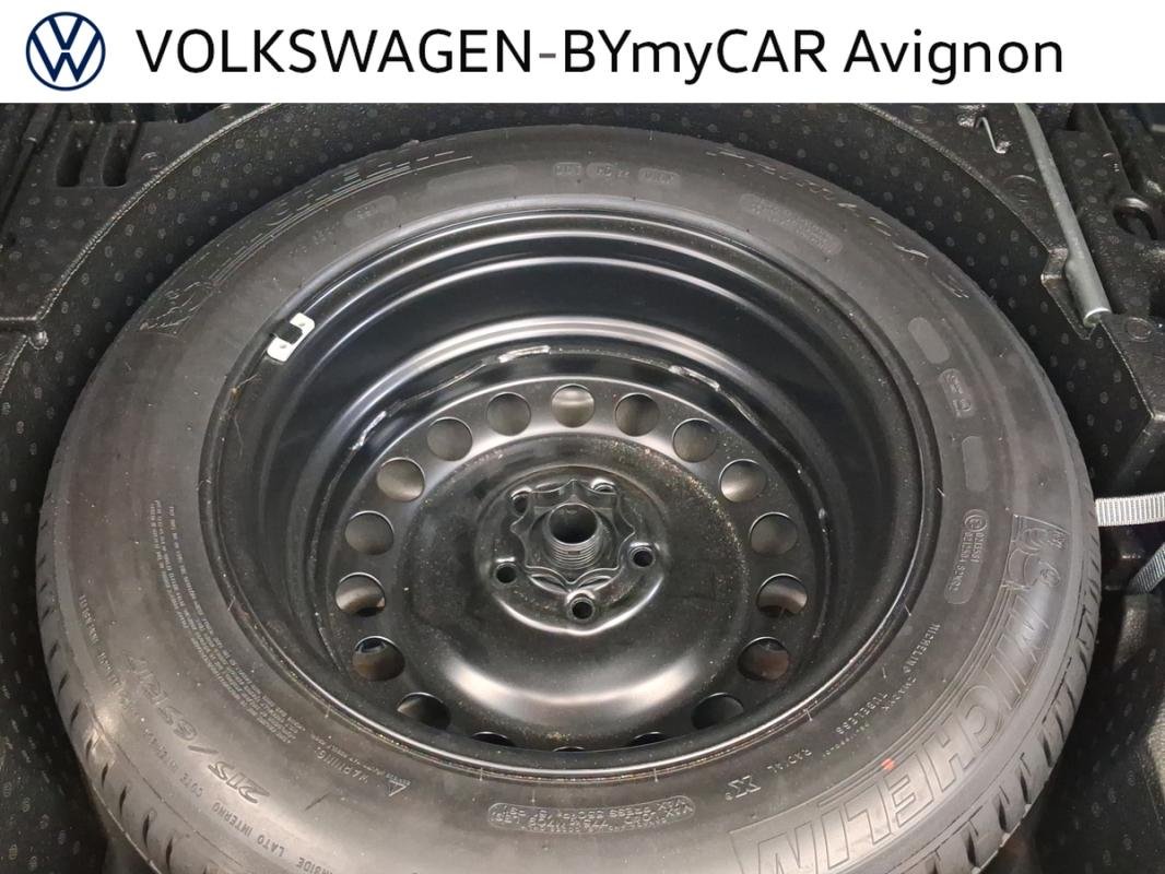 Volkswagen Tiguan - Photo 21