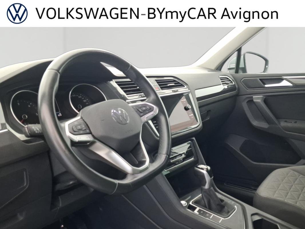 Volkswagen Tiguan - Photo 22