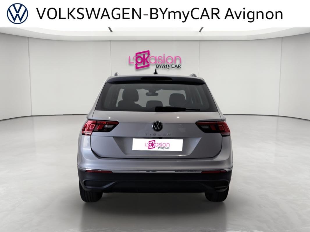 Volkswagen Tiguan - Photo 4