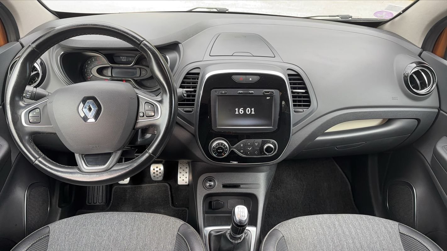 Renault Captur - Photo 11