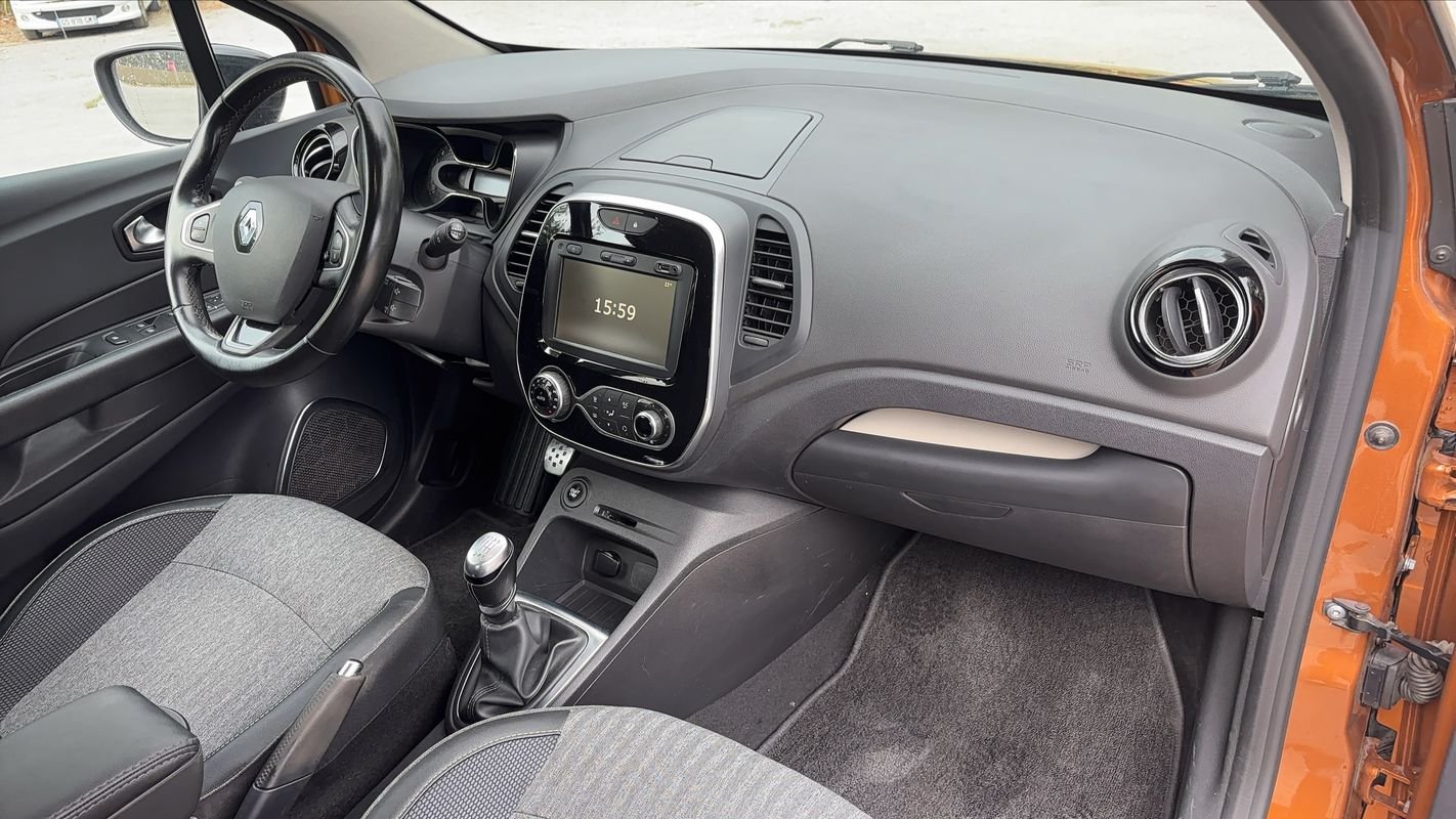Renault Captur - Photo 10