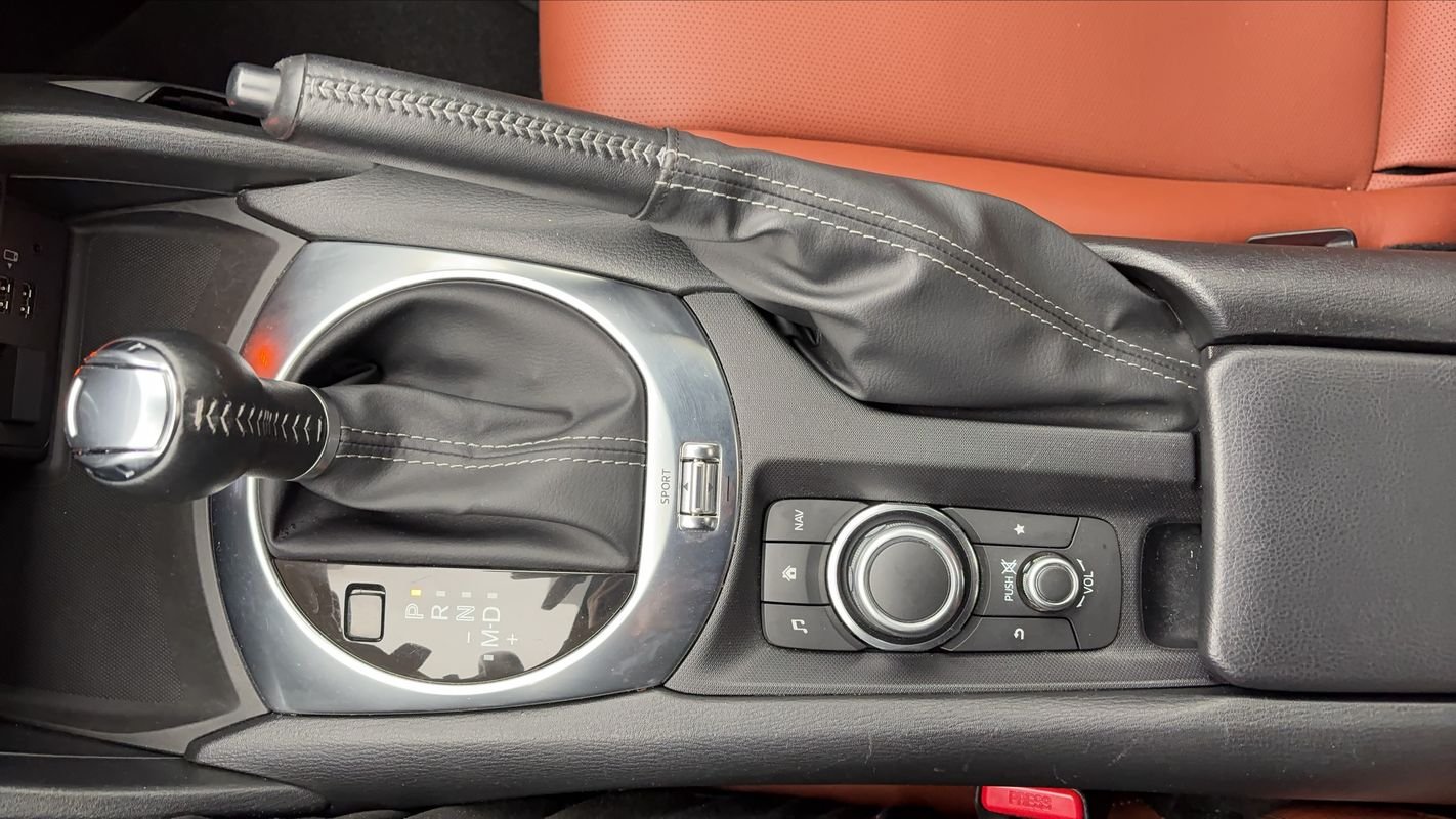 Mazda MX-5 - Photo 25