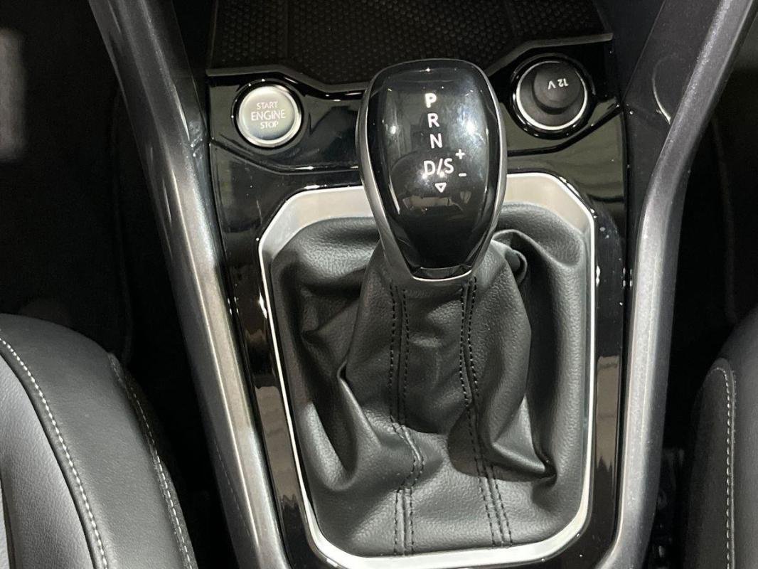 Volkswagen T-Roc - Photo 11